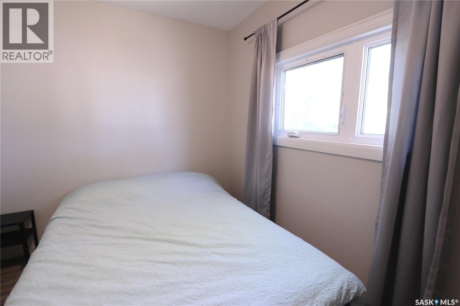 903 Robinson Street Property Photo 24