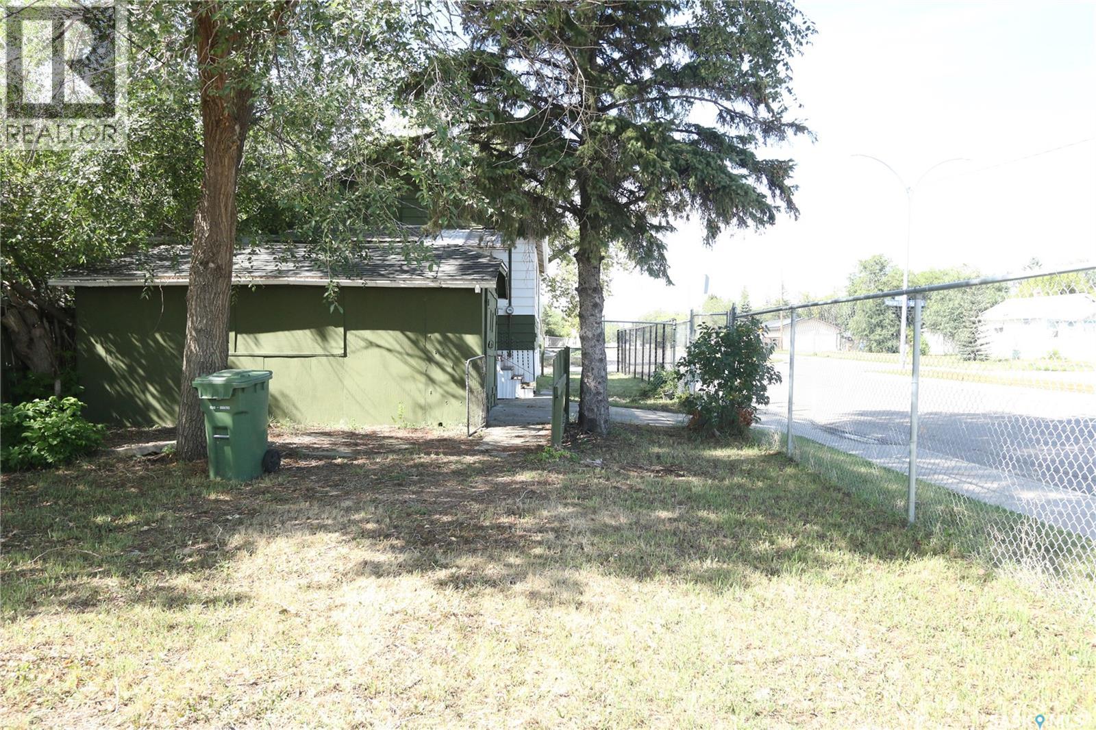 903 Robinson Street Property Photo 38