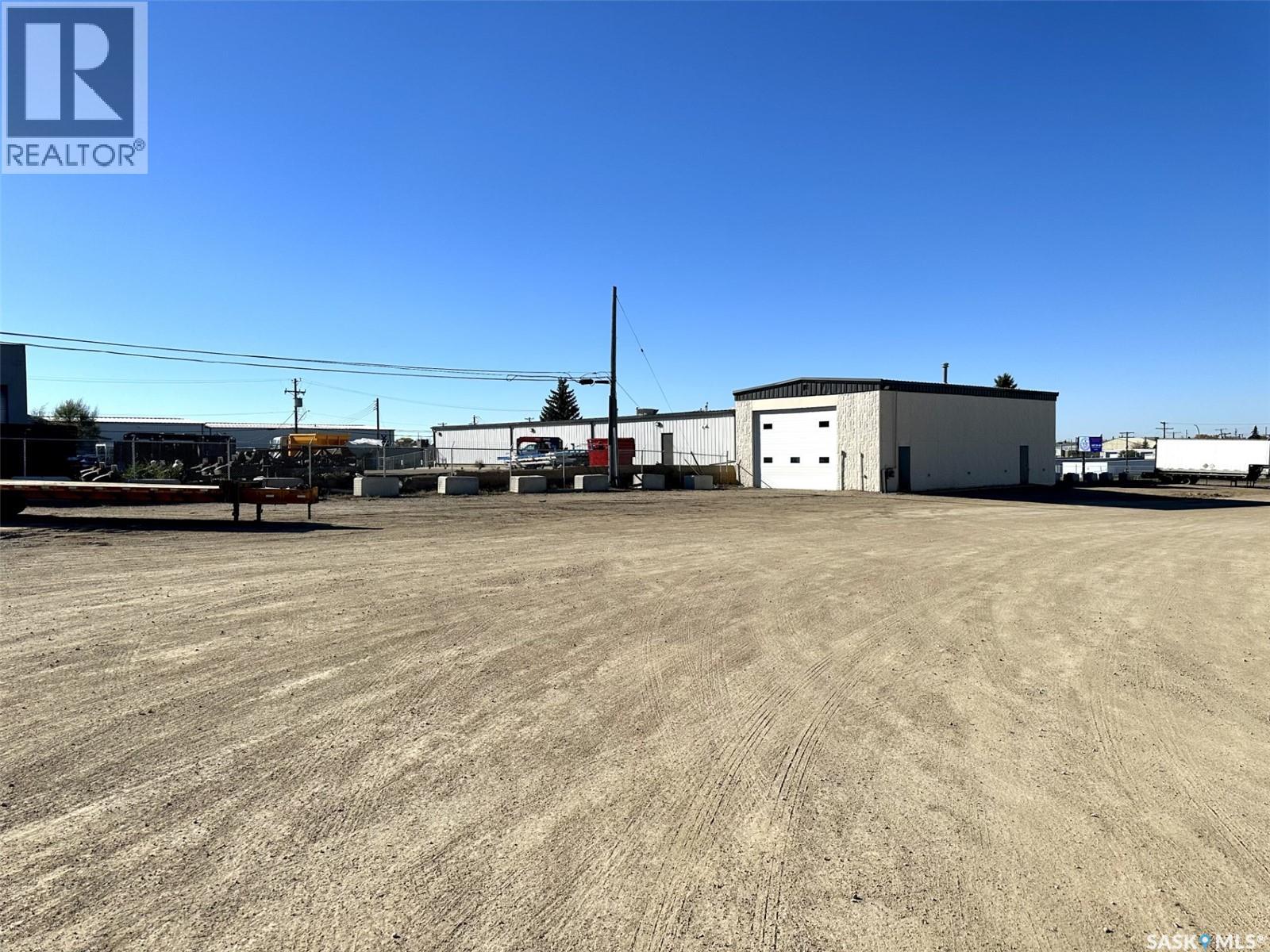 A-1 Trailer & Truck Repair Ltd. Property Photo 5