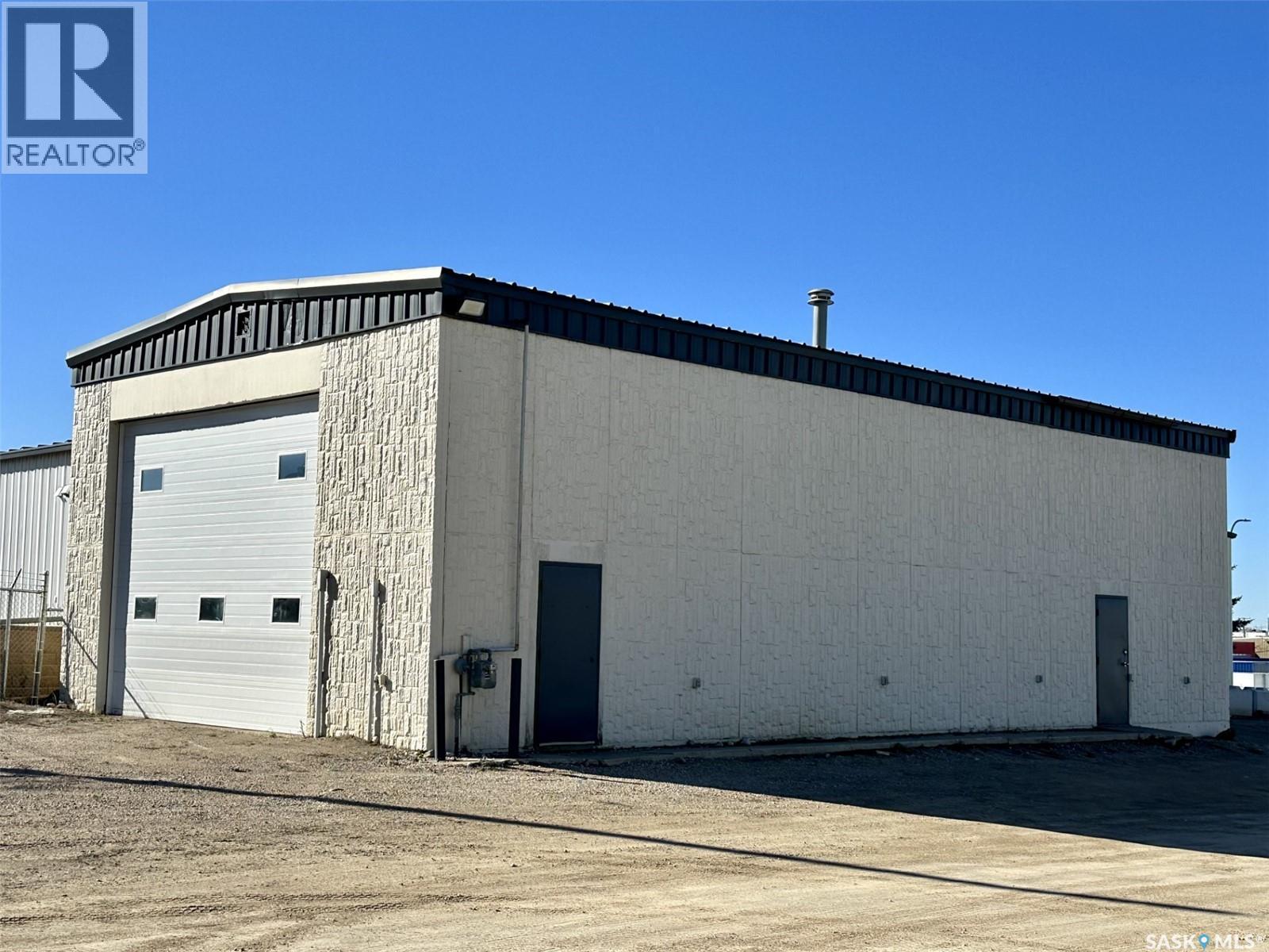 A-1 Trailer & Truck Repair Ltd. Property Photo 8