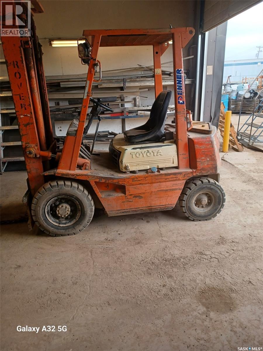 A-1 Trailer & Truck Repair Ltd. Property Photo 13