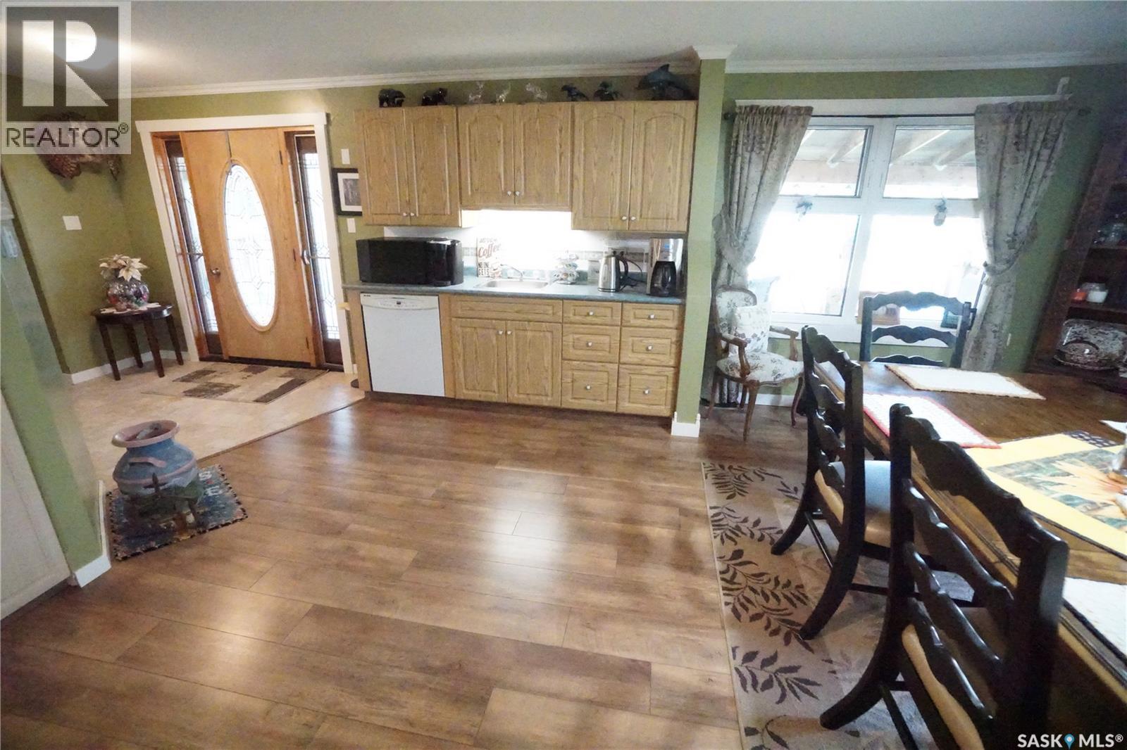 406 2nd Avenue W Property Photo 15