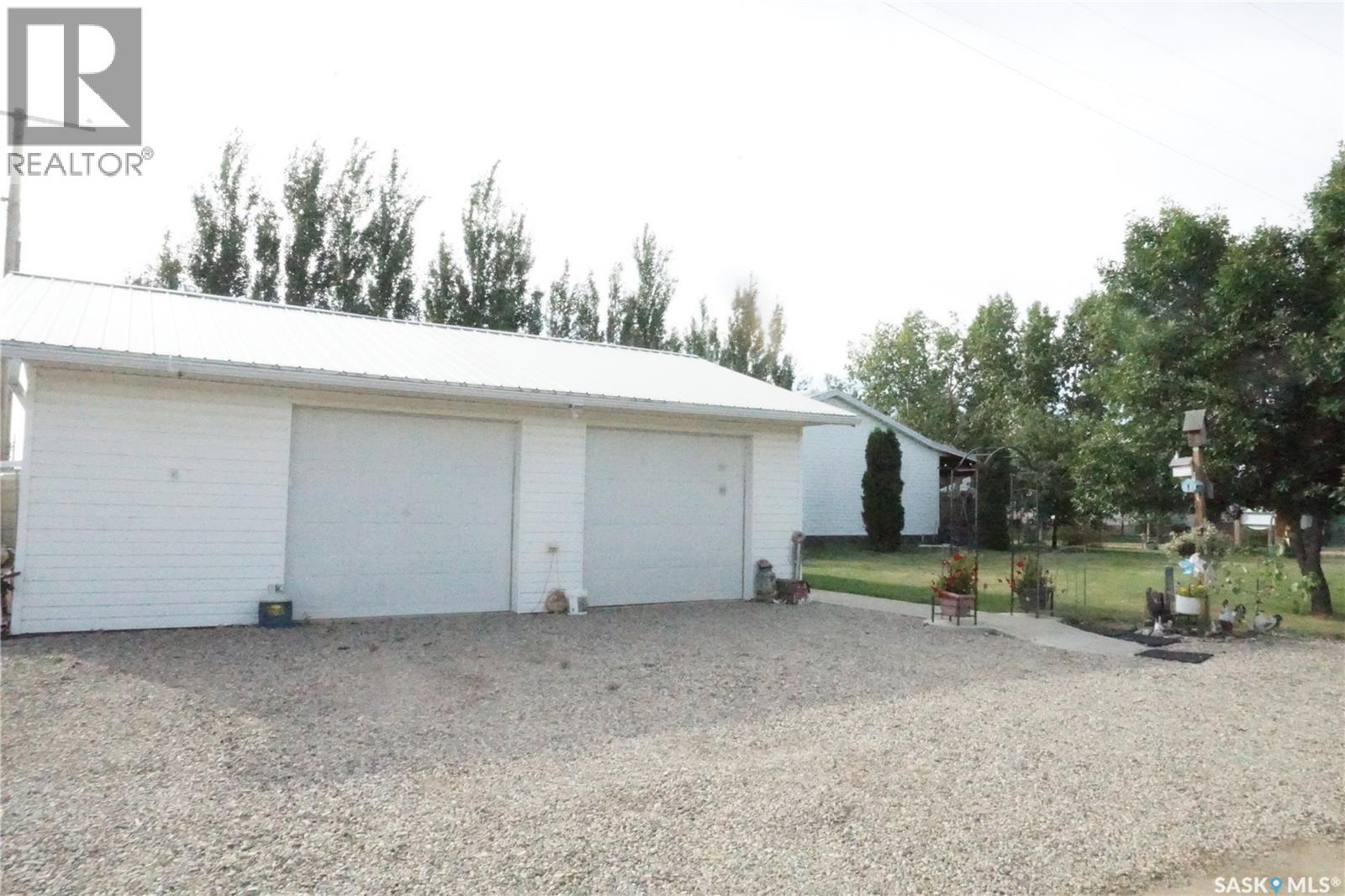 406 2nd Avenue W Property Photo 49
