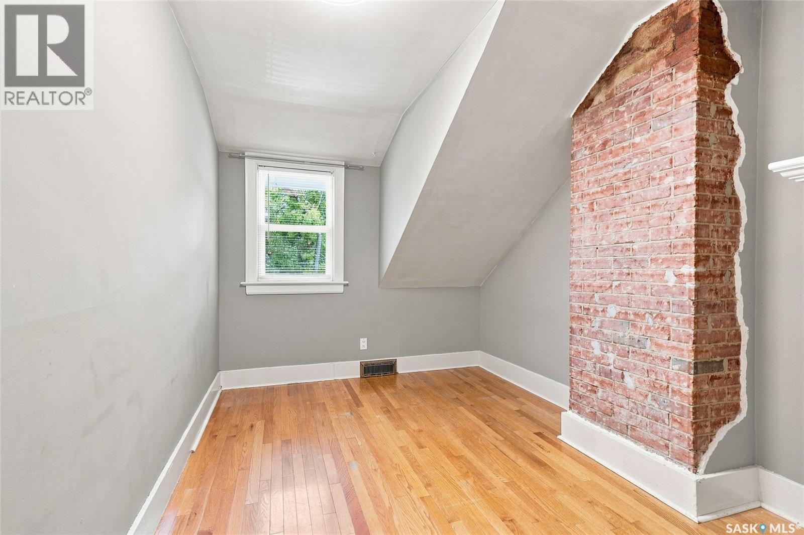 234 10th Street E Property Photo 22