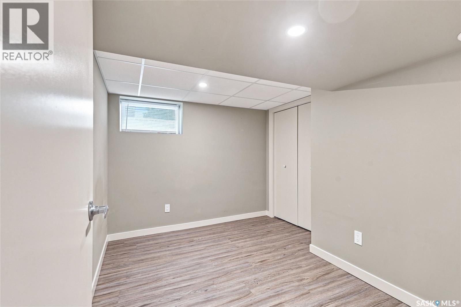 234 10th Street E Property Photo 30
