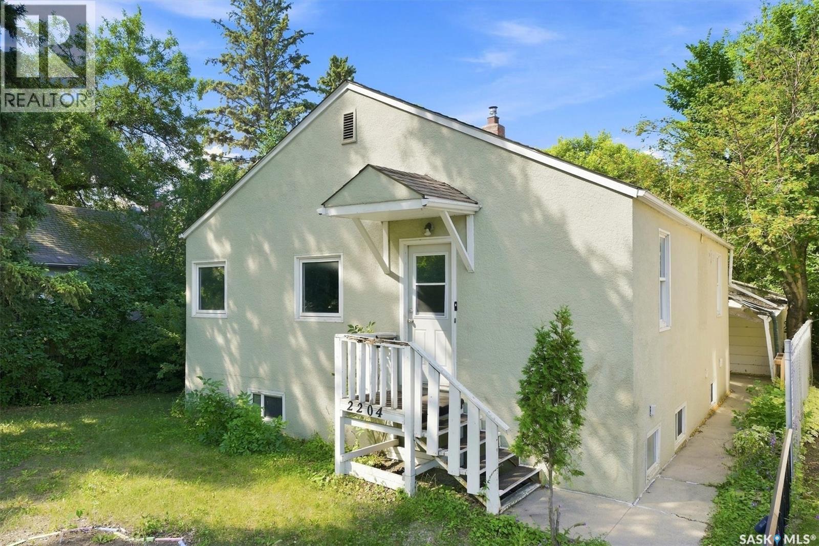 2204 LORNE AVENUE Property Photo 1