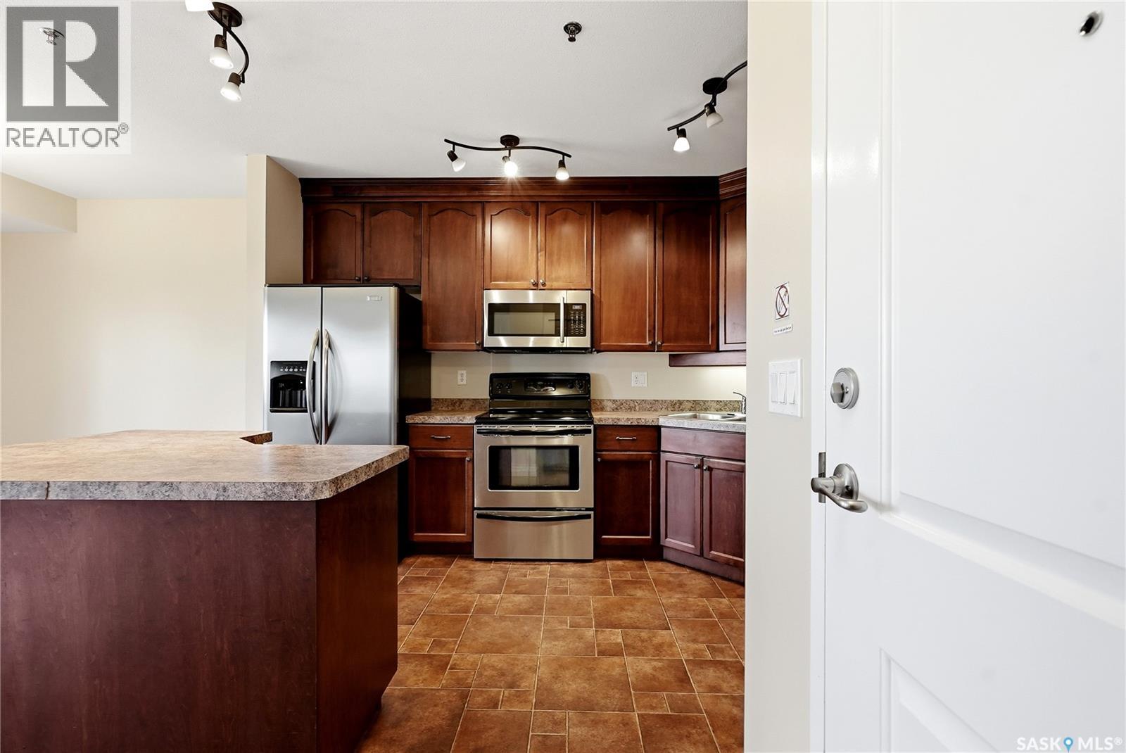 1403 902 Spadina Crescent E Property Photo 11