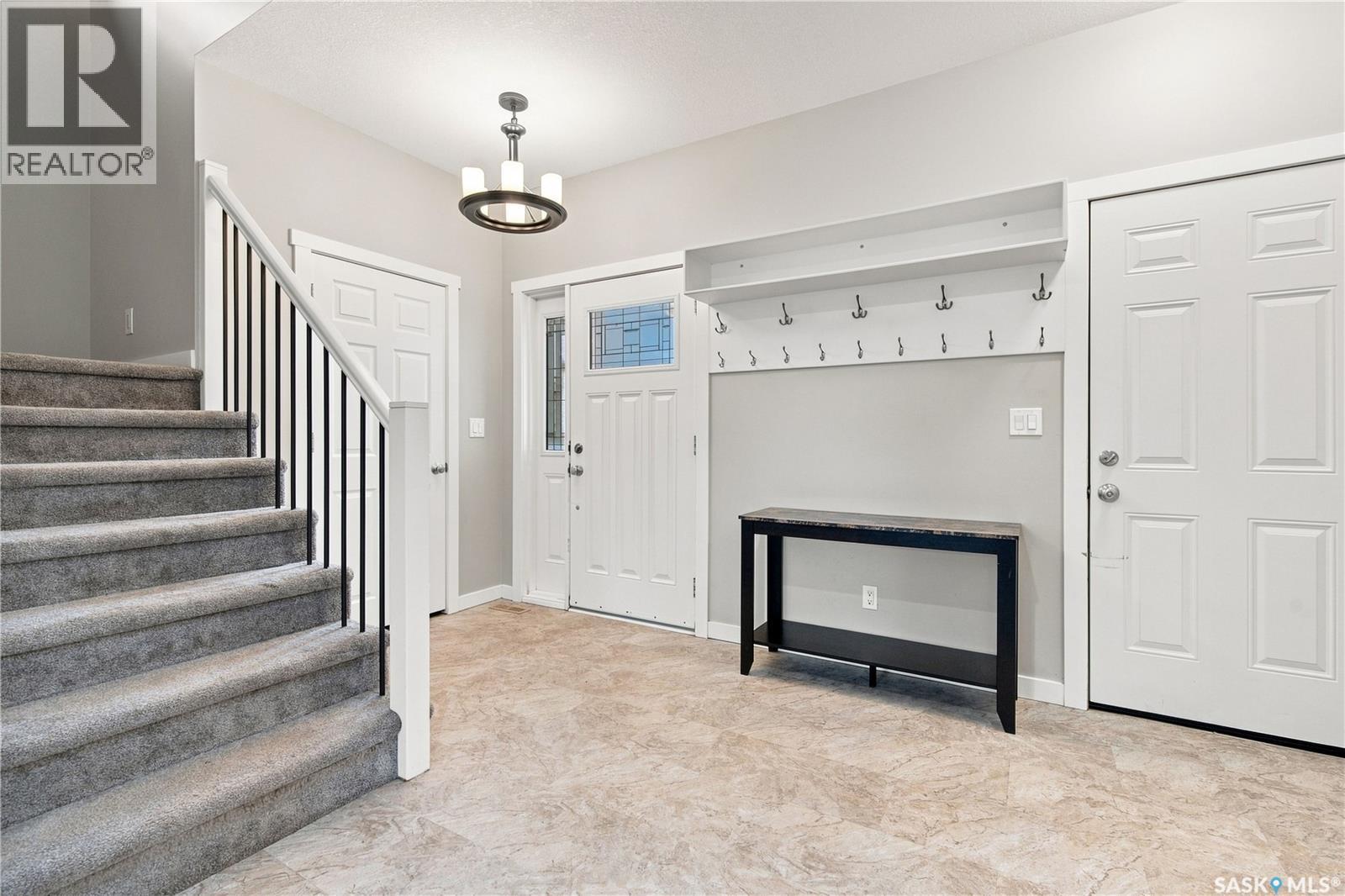 5306 Watson Way Property Photo 3