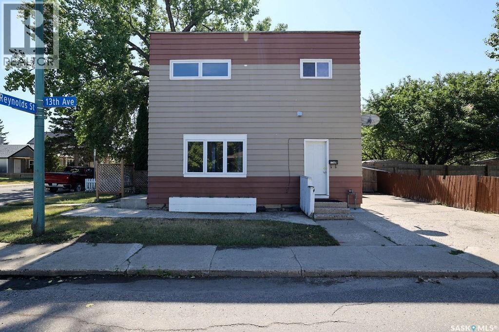 2100 Reynolds Street Property Photo 1