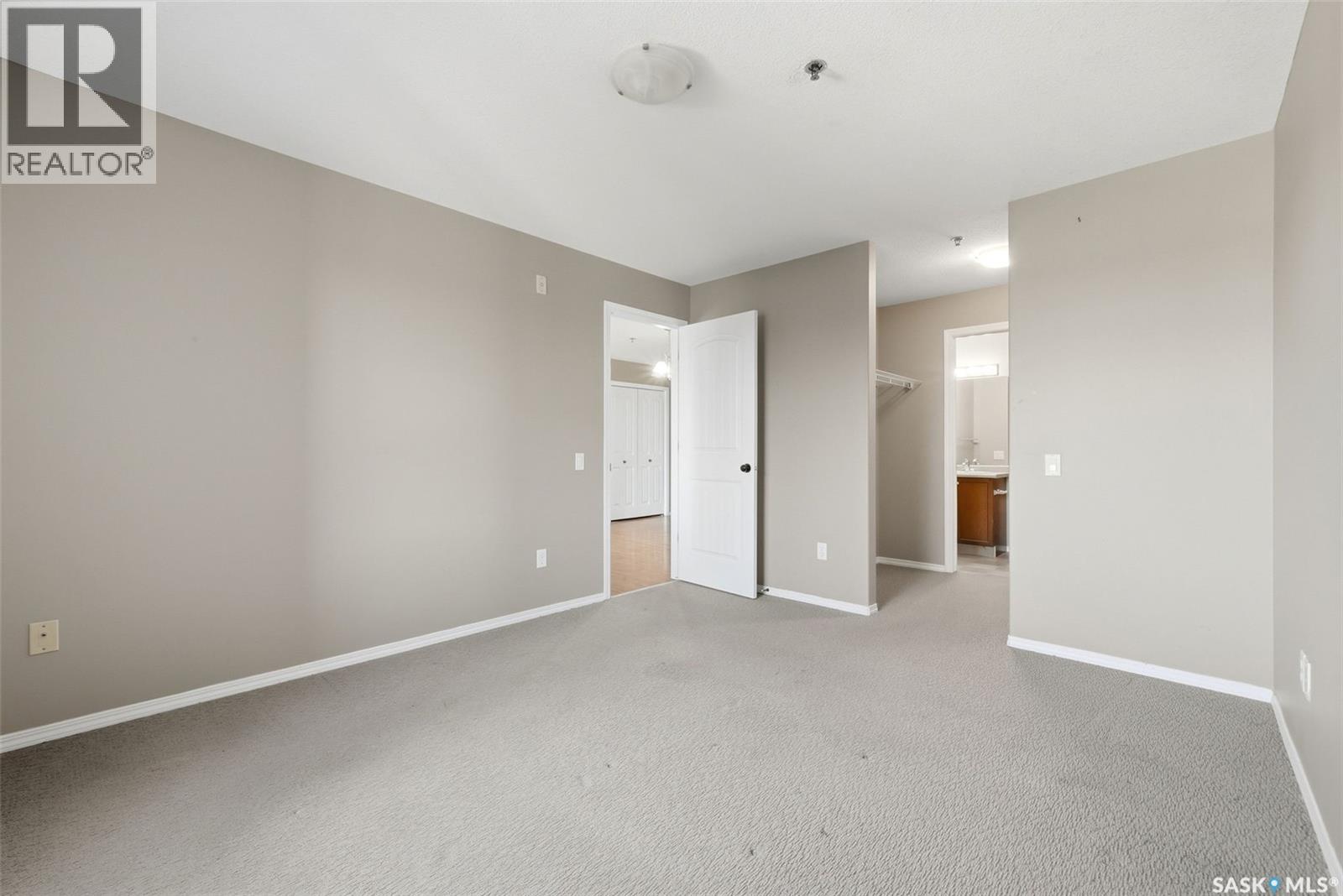 309 E 1300 Stockton Street Property Photo 10