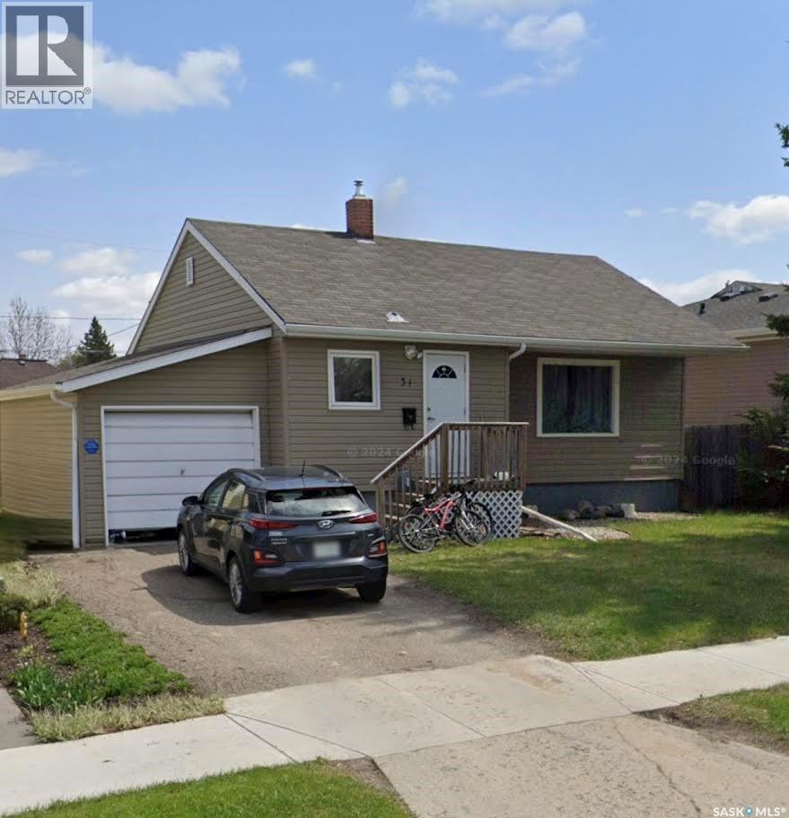 31 Irwin Avenue Property Photo 1