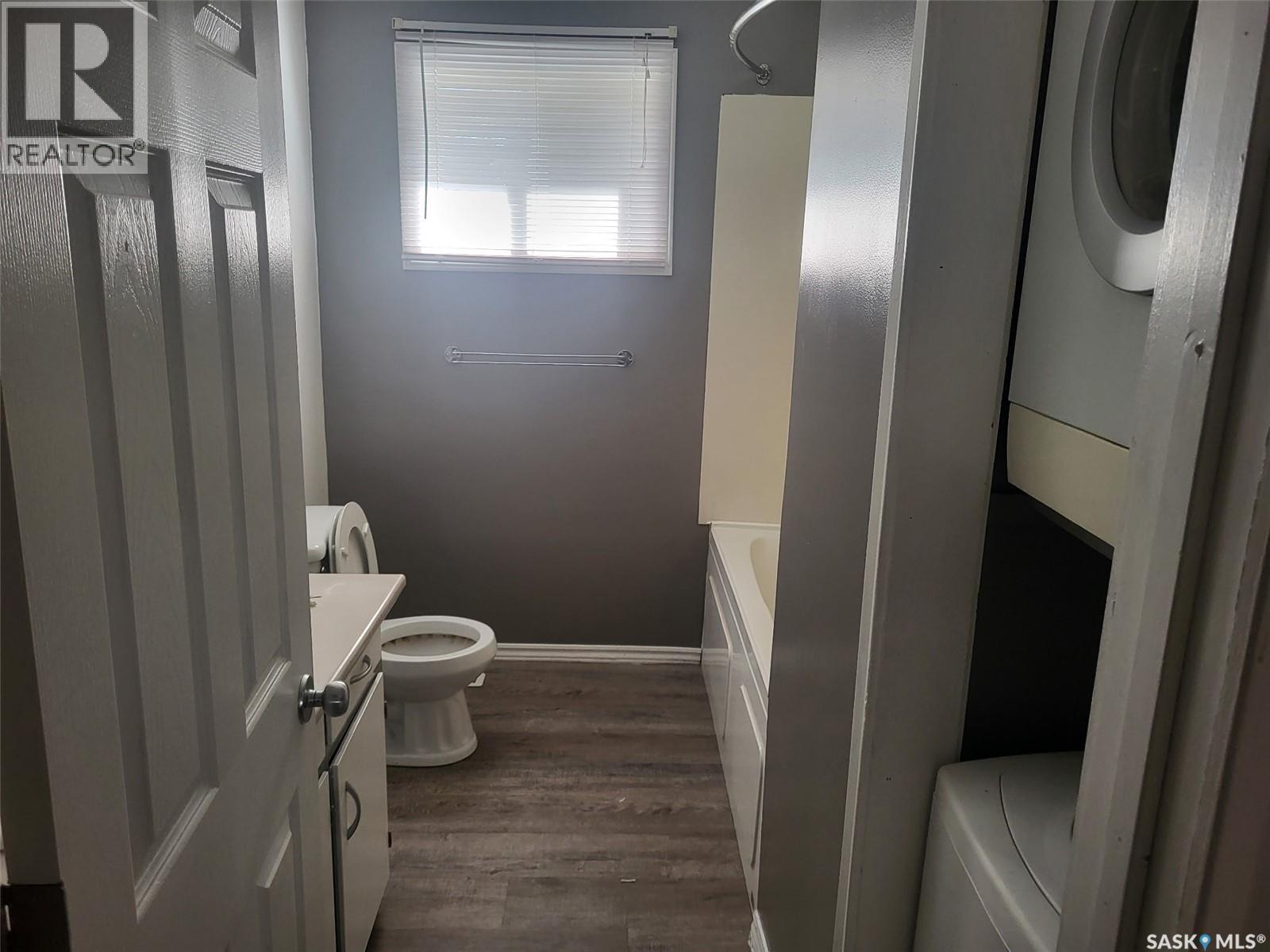 114 Rothwell Crescent Property Photo 7