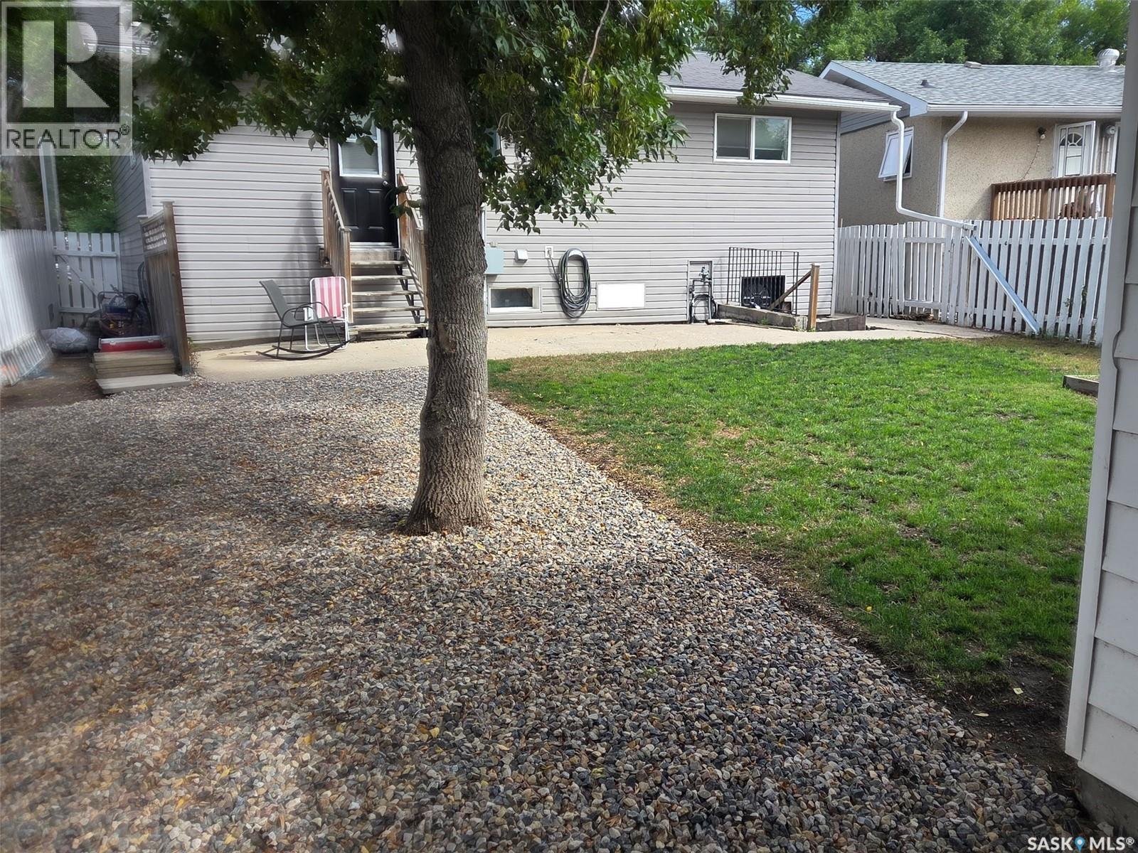 114 Rothwell Crescent Property Photo 20