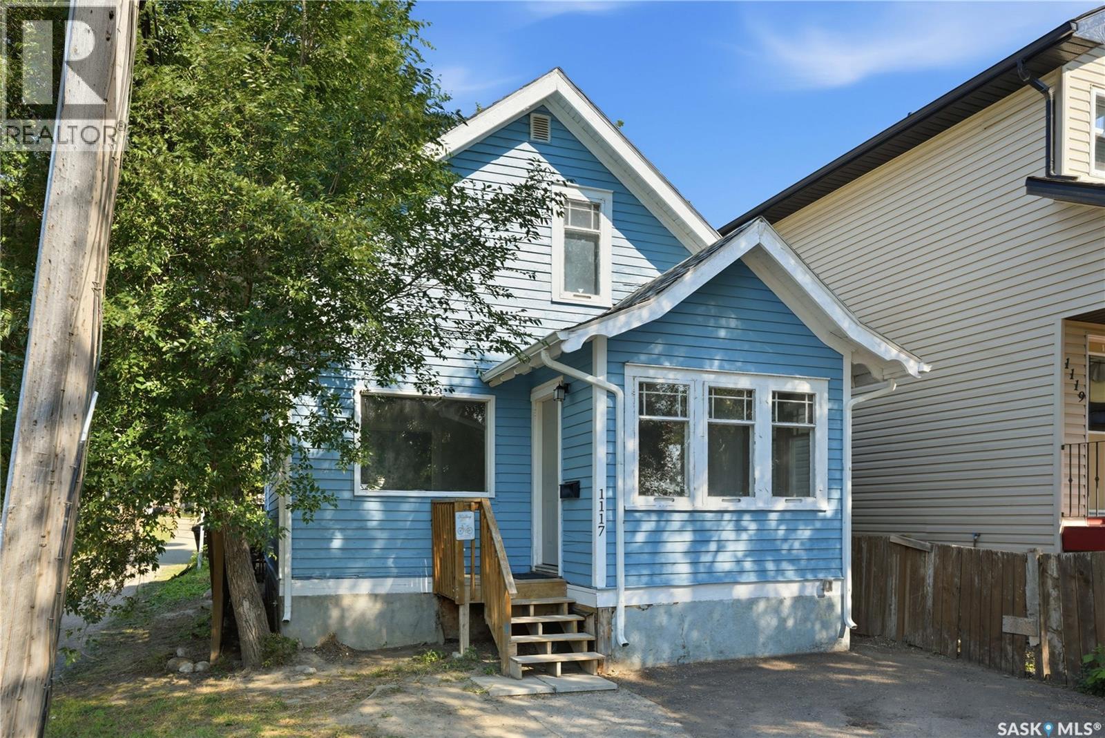 1117 Kilburn AVENUE Property Photo 1