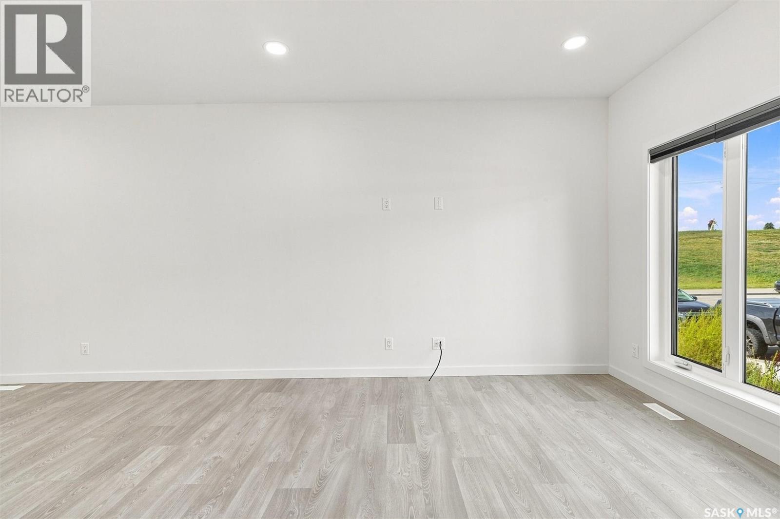1070 Brighton Boulevard Property Photo 3