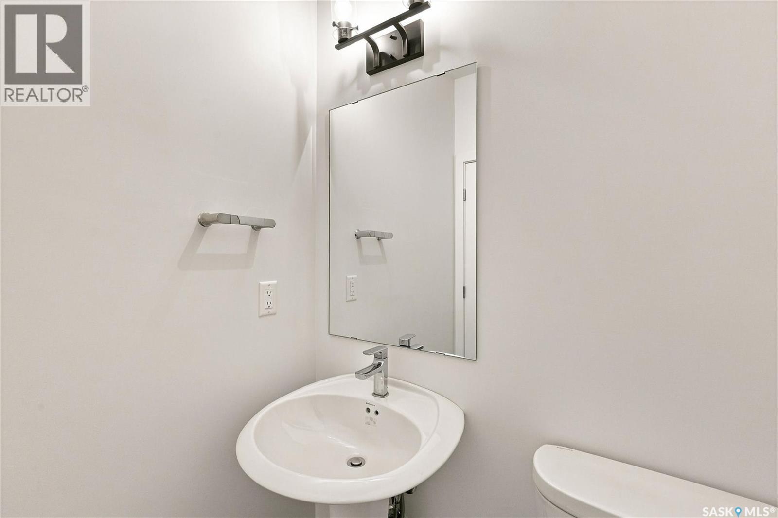 1070 Brighton Boulevard Property Photo 13