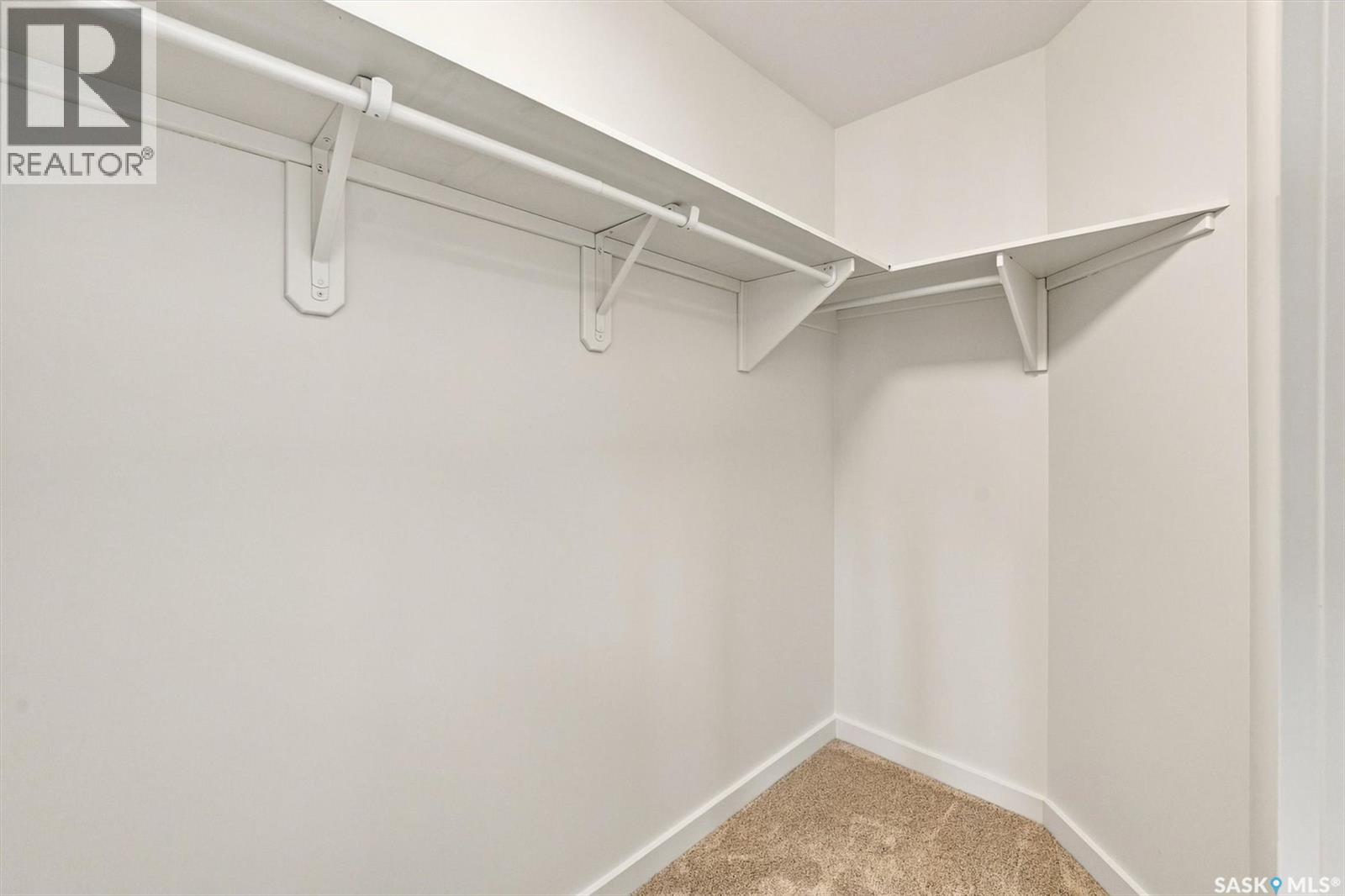 1070 Brighton Boulevard Property Photo 18