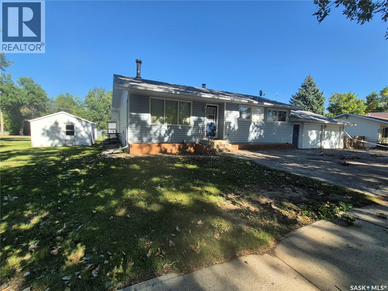 633 Beckwell Avenue Property Photo 1