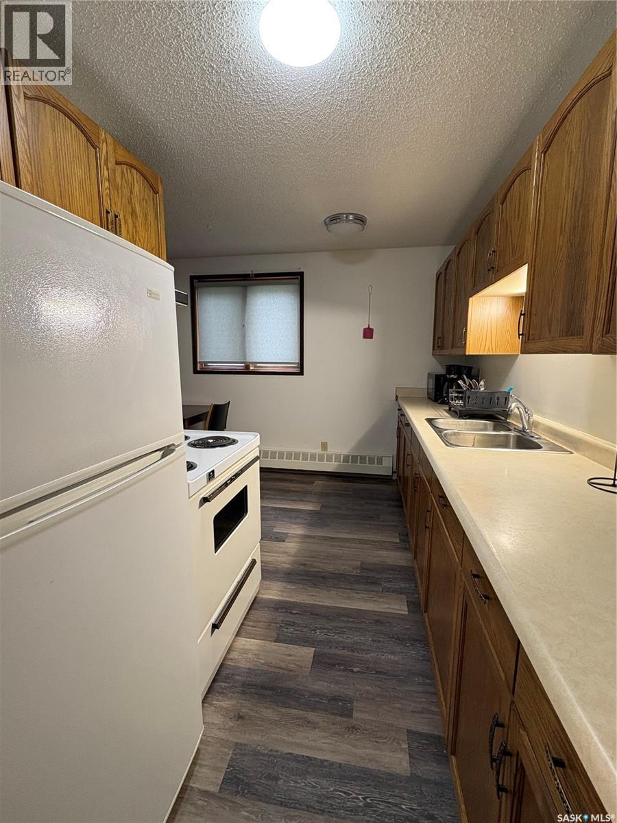 144 First Avenue N Property Photo 12