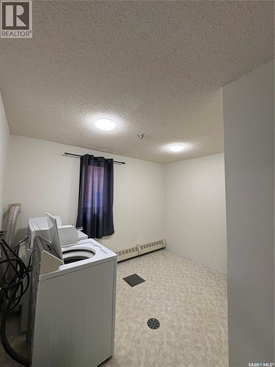 144 First Avenue N Property Photo 16