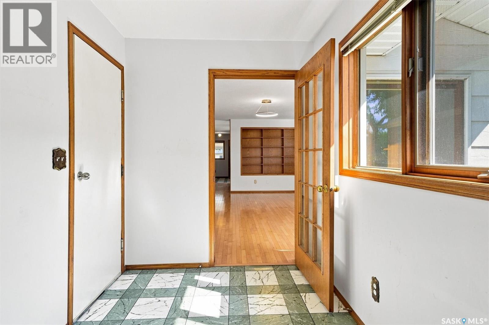 2227 Herman Avenue Property Photo 4