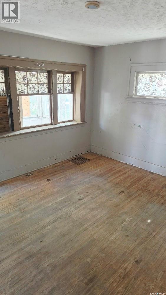 1256 King Street Property Photo 3
