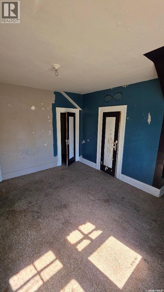 1256 King Street Property Photo 11