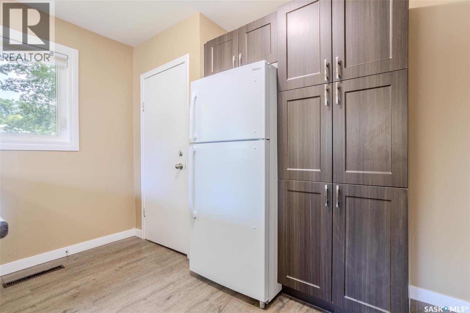 614 Q Avenue N Property Photo 17