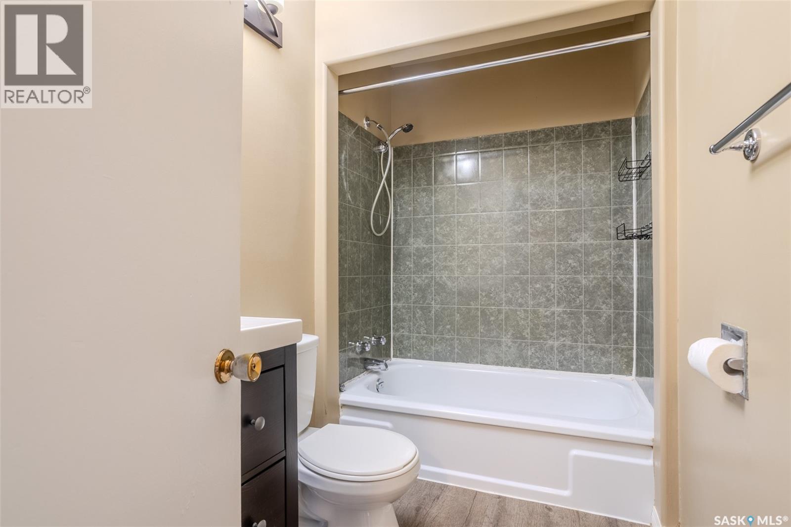 614 Q Avenue N Property Photo 23