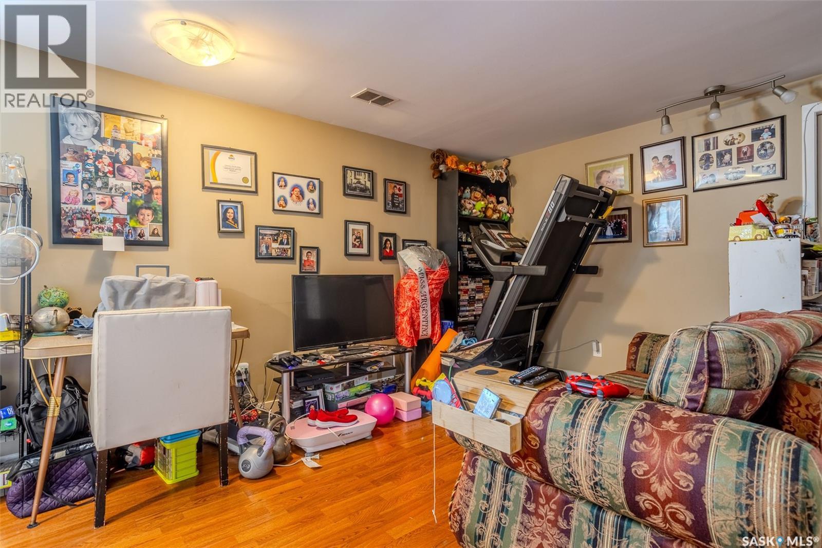 614 Q Avenue N Property Photo 26