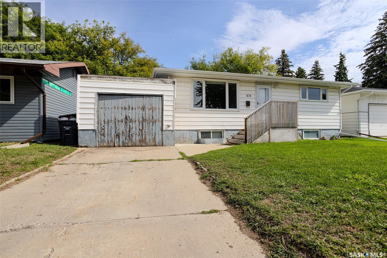614 Q Avenue N Property Photo 41