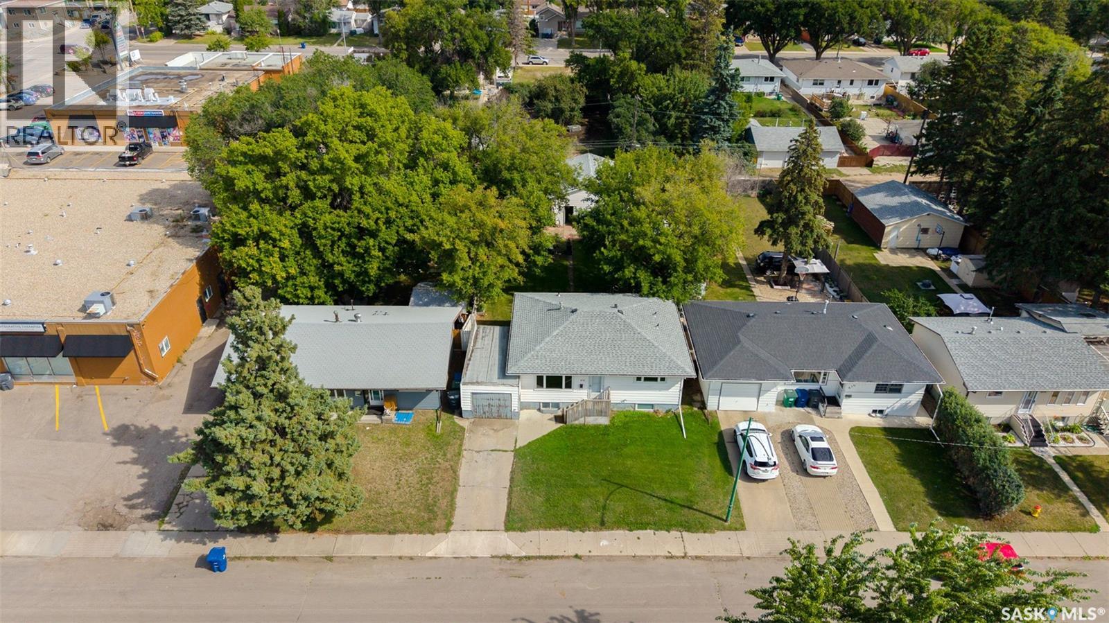 614 Q Avenue N Property Photo 44