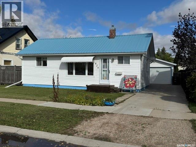 826 10th STREET Property Photo 1