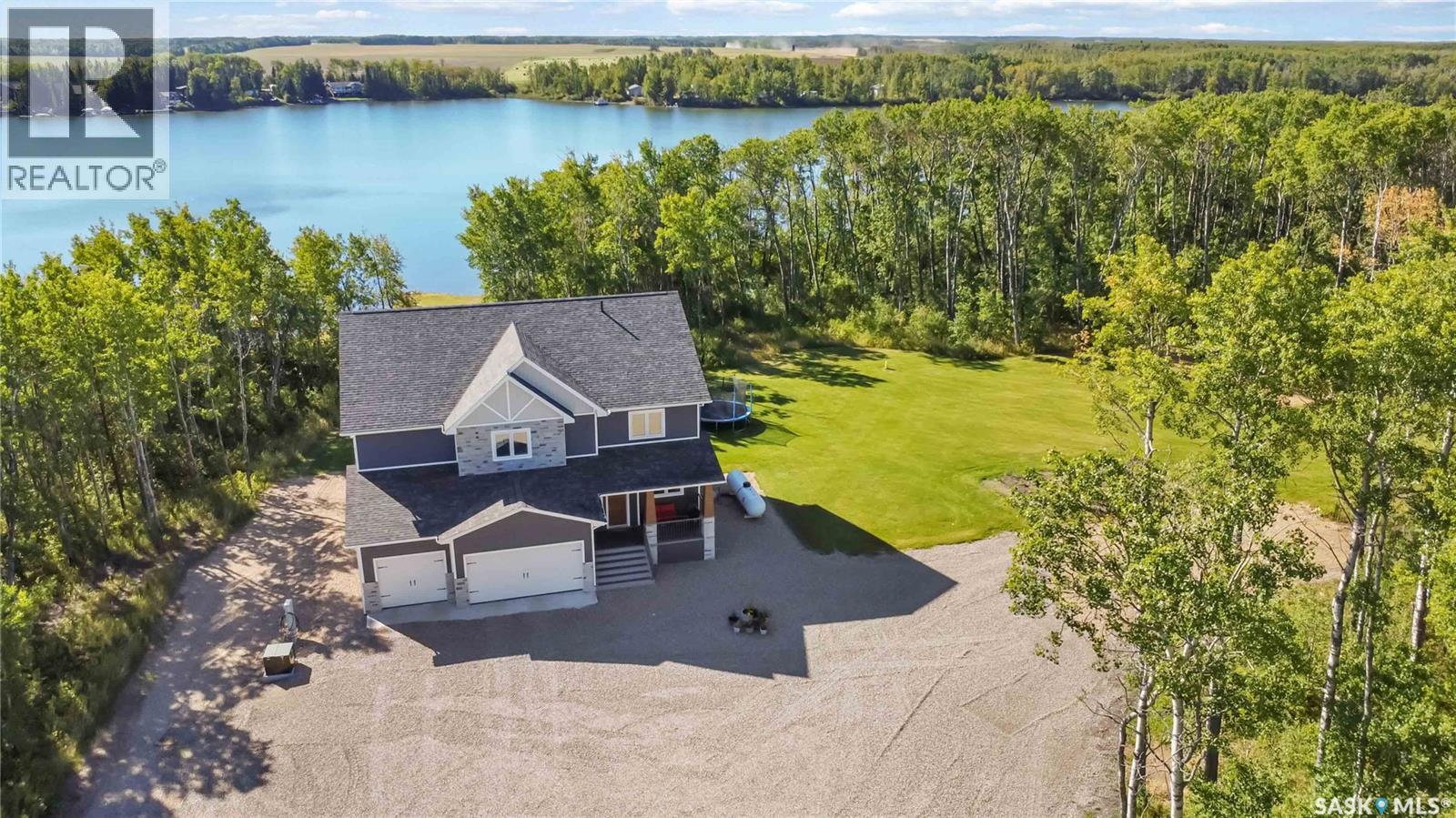Luxurious Lakefront Acreage On Little Loon