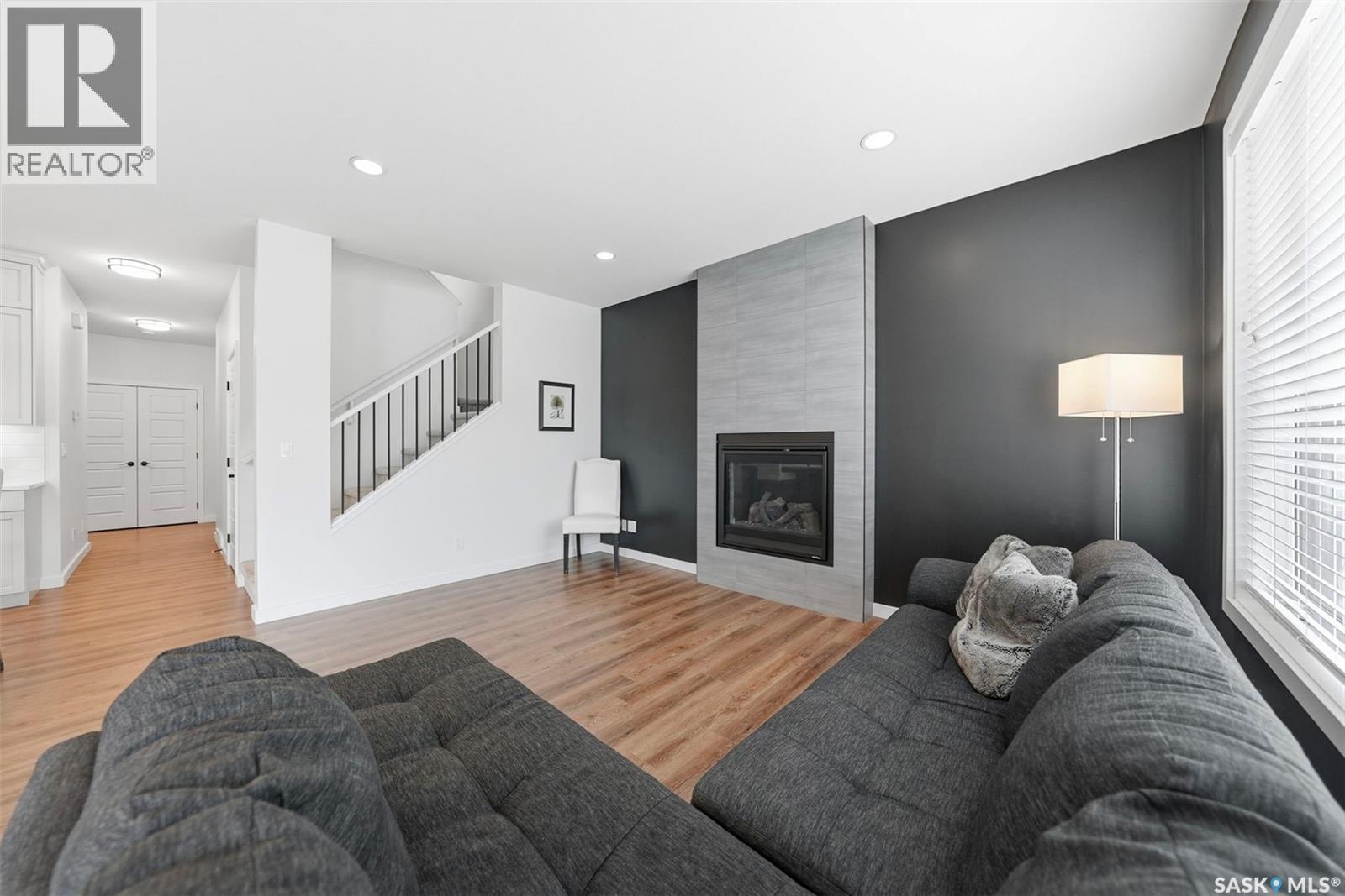 578 Mcfaull Crescent Property Photo 2