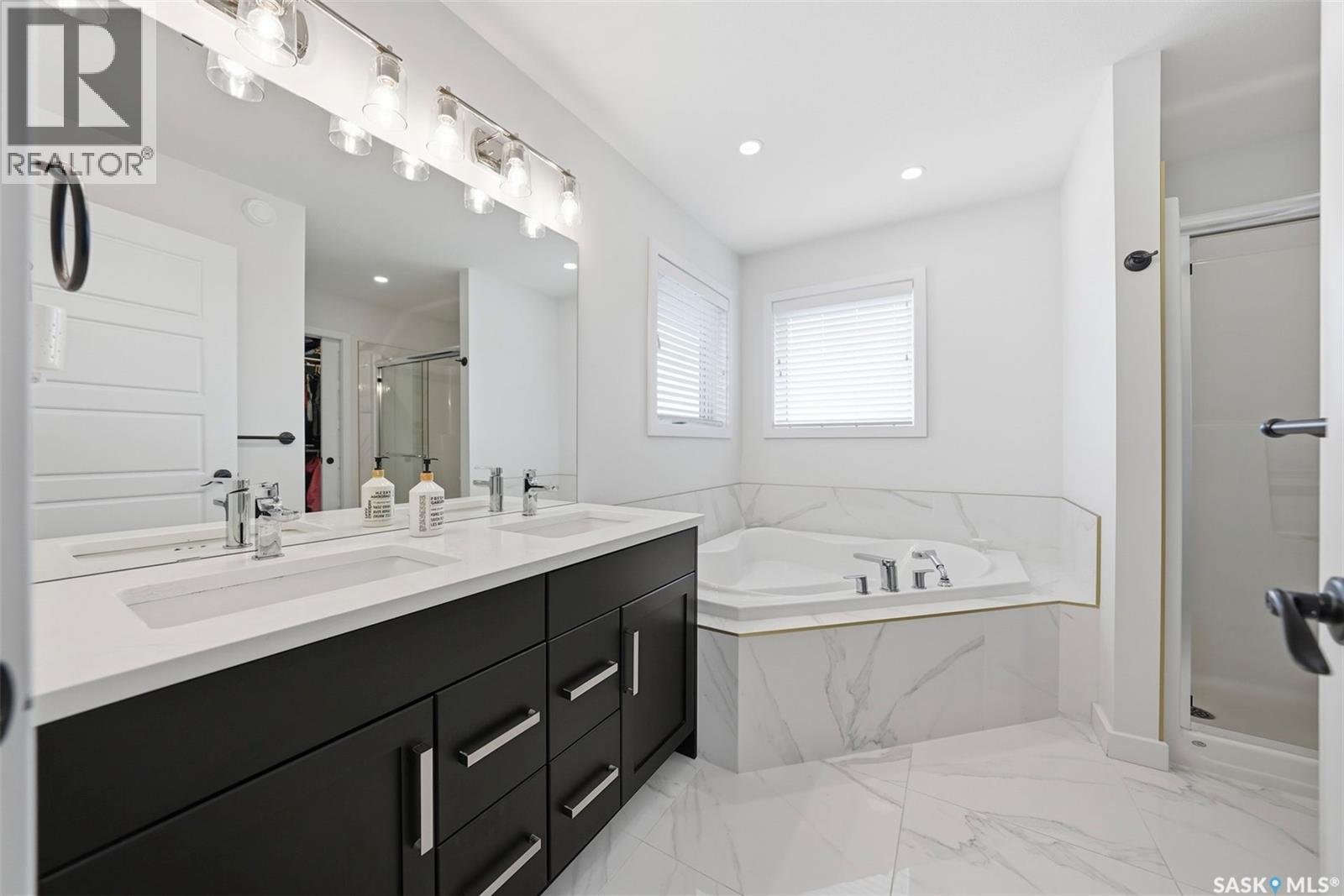 578 Mcfaull Crescent Property Photo 6