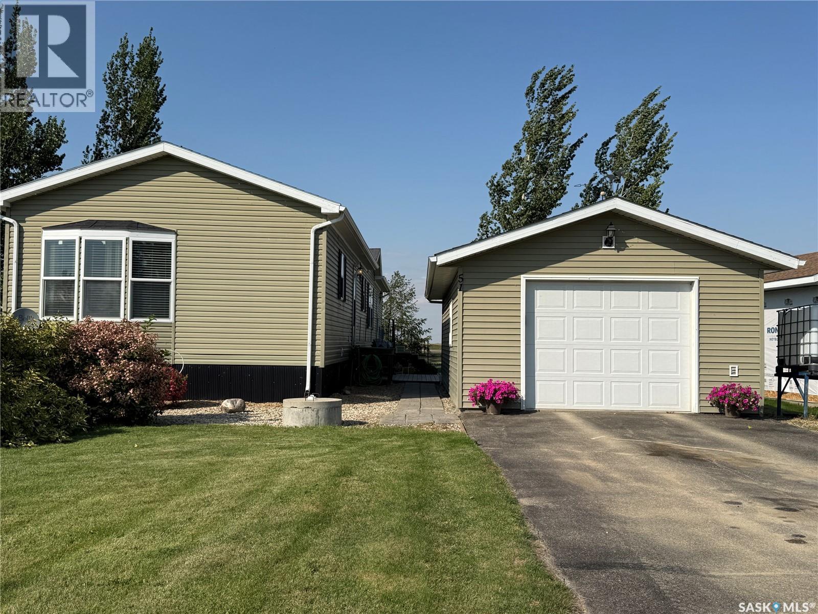 51 Harbour View DRIVE
