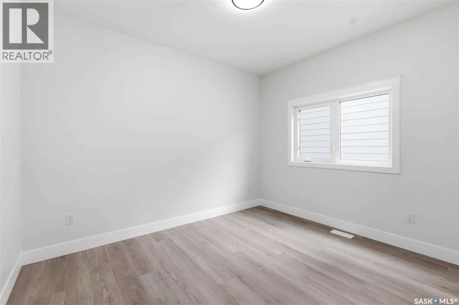 1215 Nightingale Terrace Property Photo 20