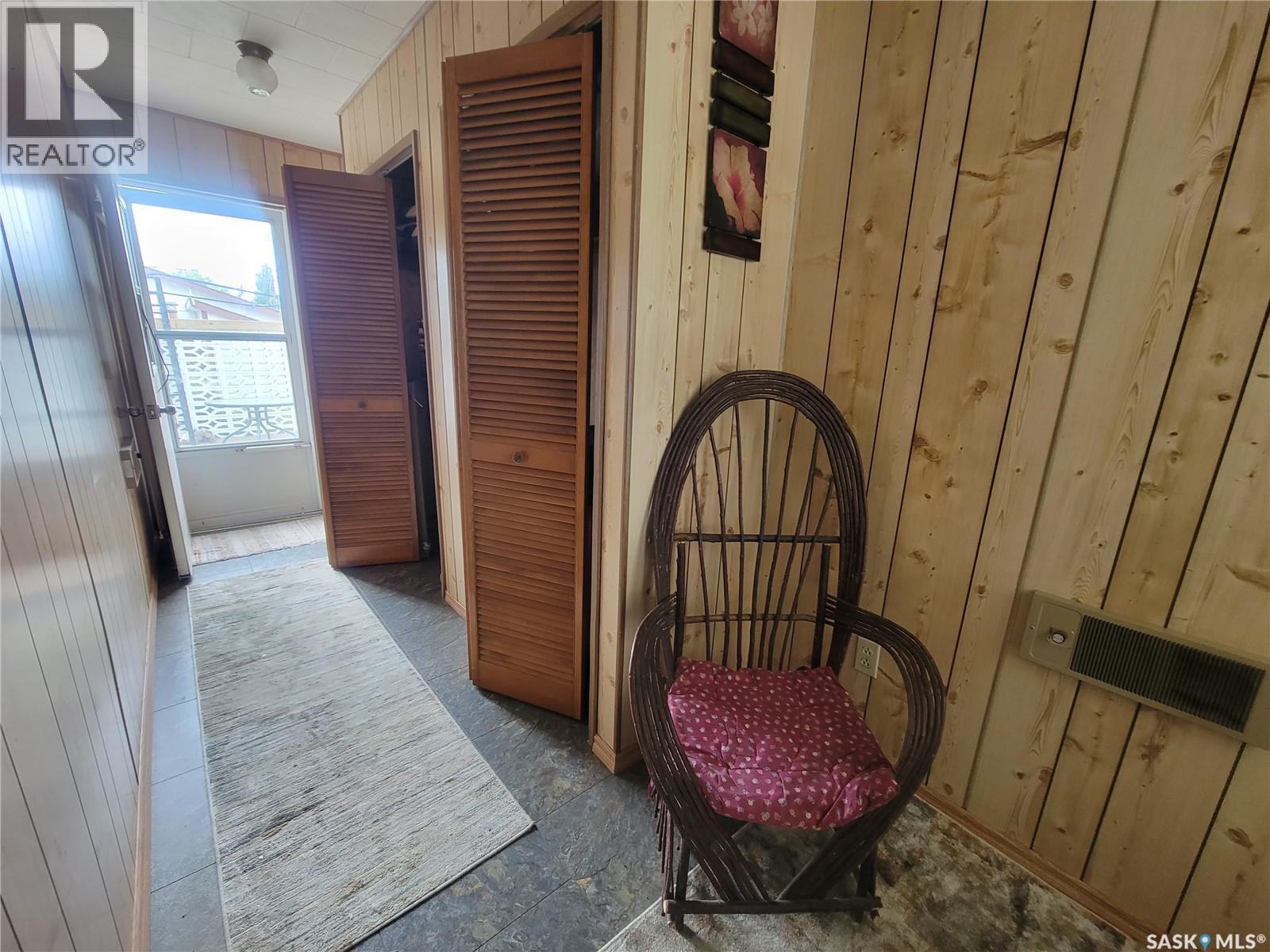 440 4th Avenue W Property Photo 15