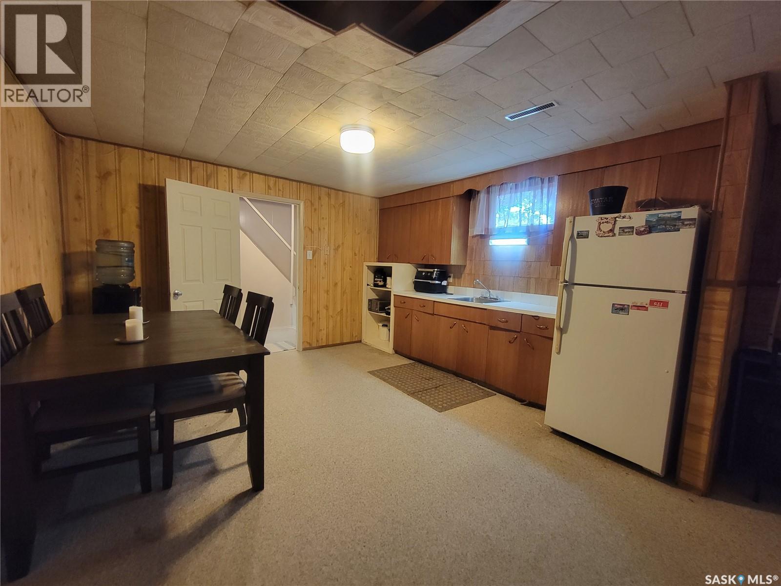 440 4th Avenue W Property Photo 18