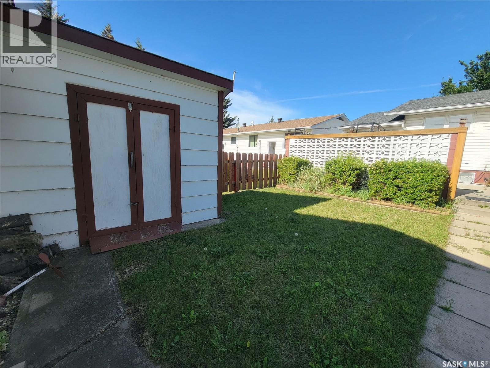 440 4th Avenue W Property Photo 26
