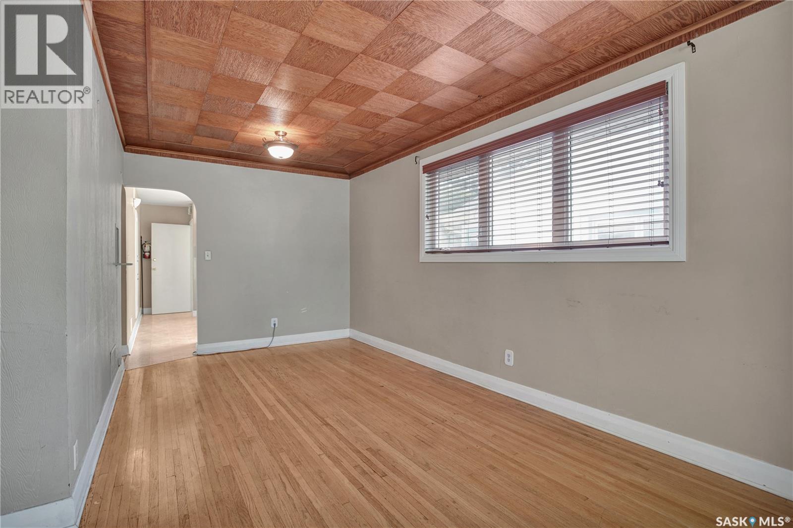 1209 Broadway Avenue Property Photo 4