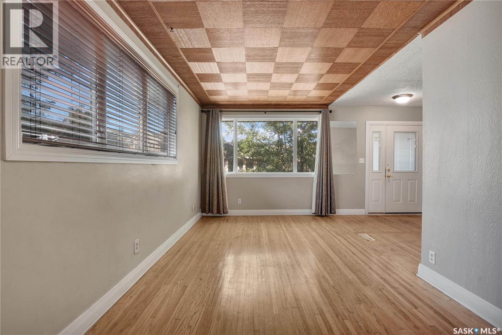 1209 Broadway Avenue Property Photo 5