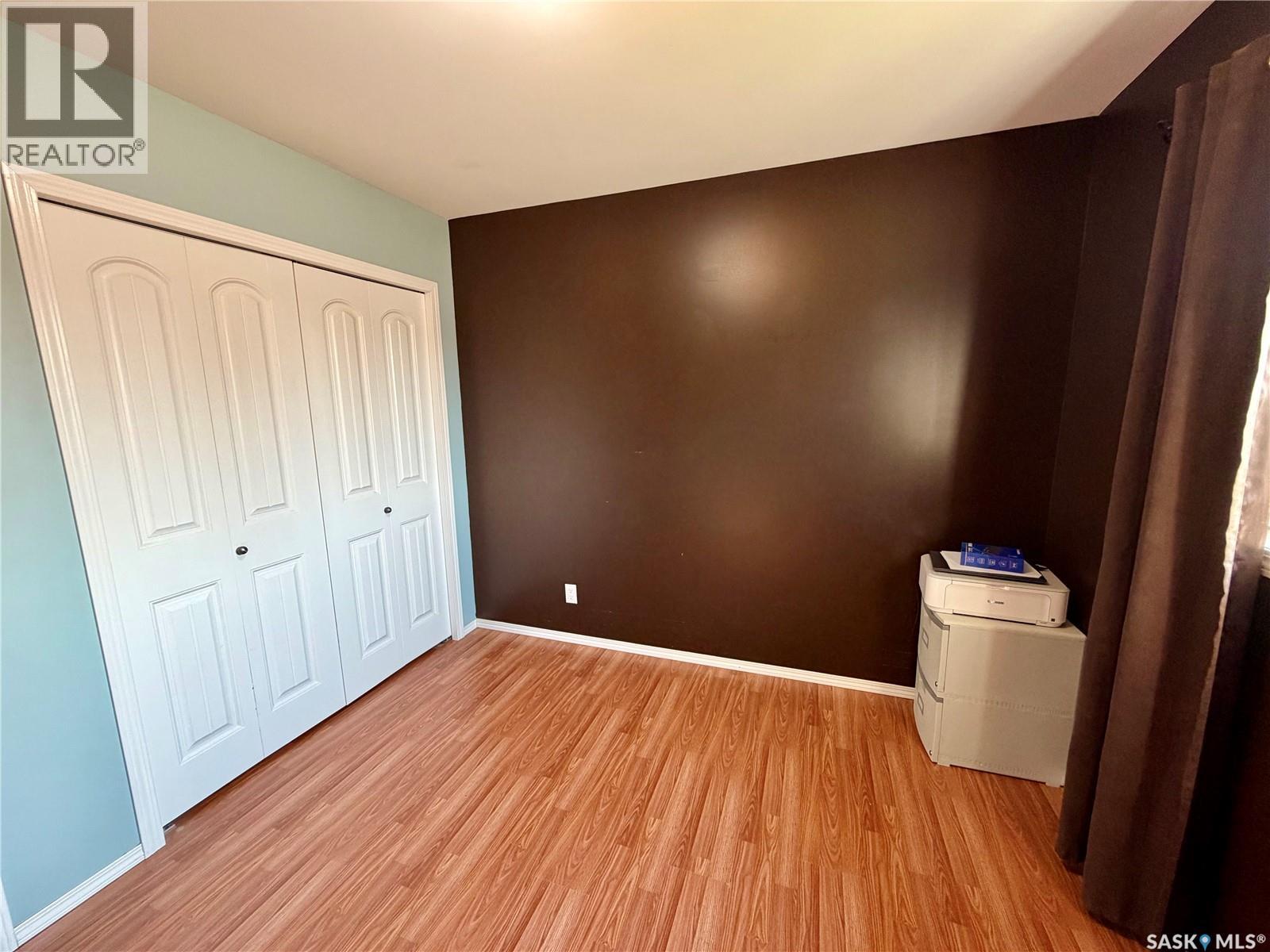 303 5th Street W Property Photo 13