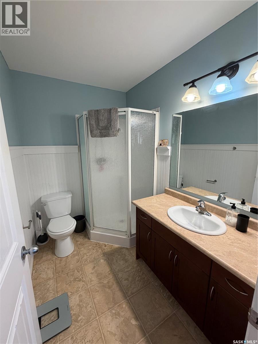 303 5th Street W Property Photo 17
