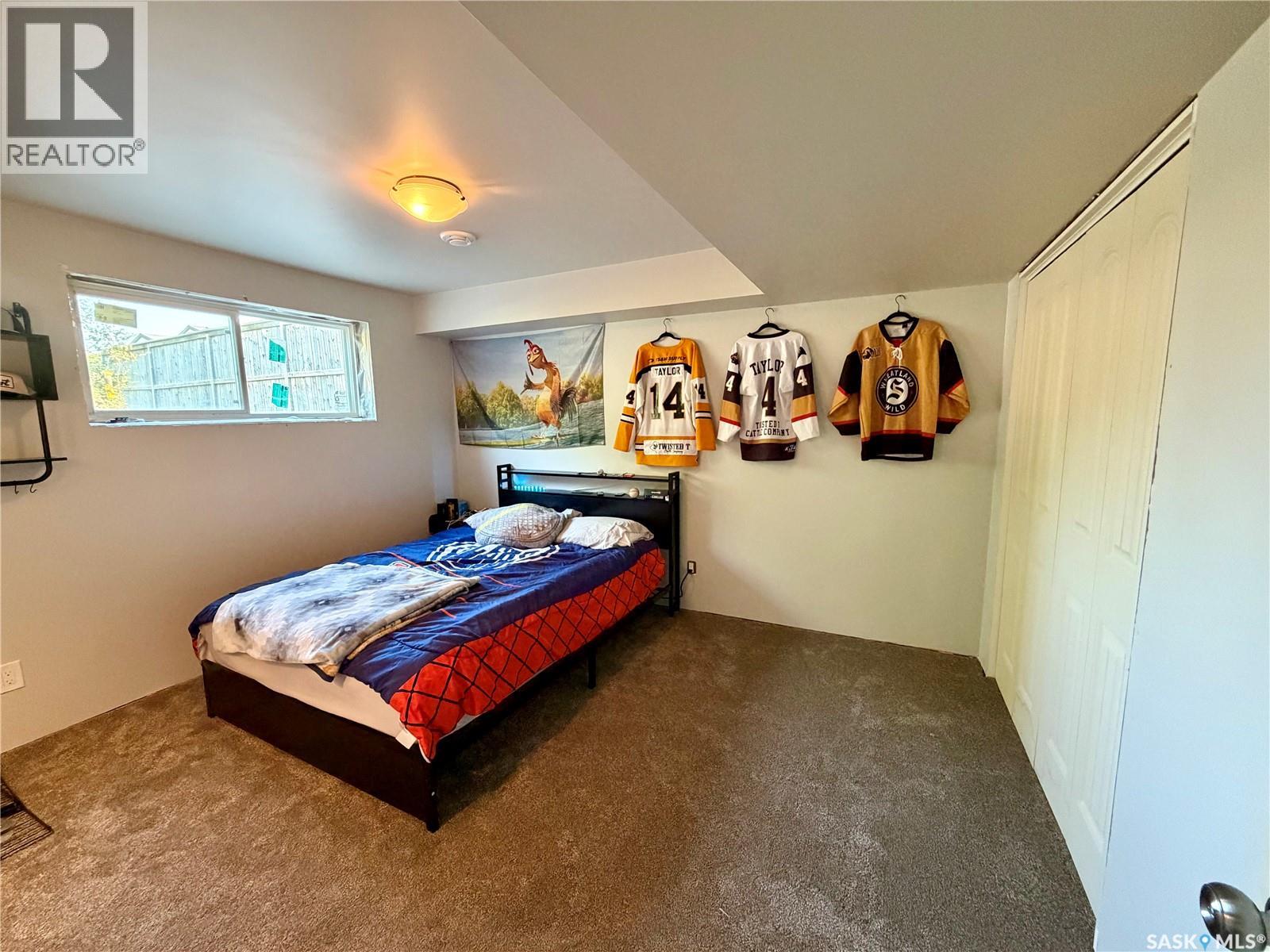 303 5th Street W Property Photo 21