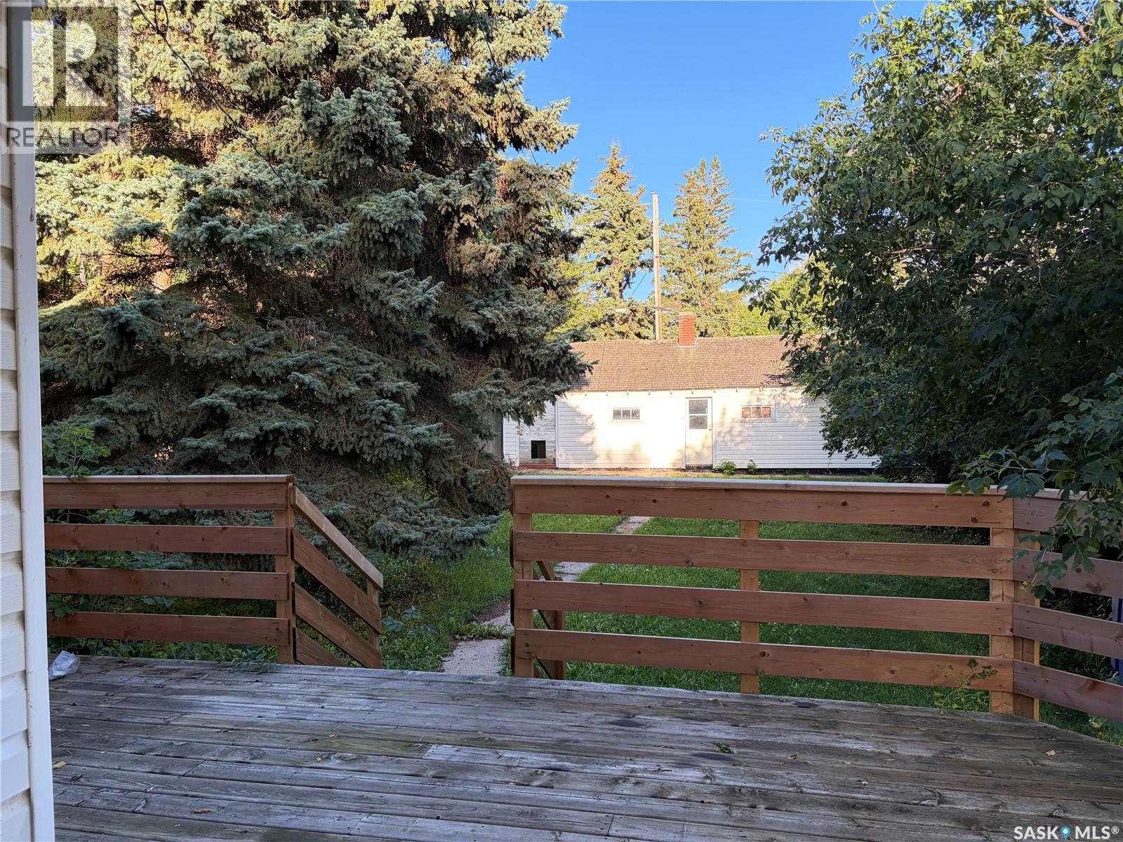 554 St Anthony Street Property Photo 18
