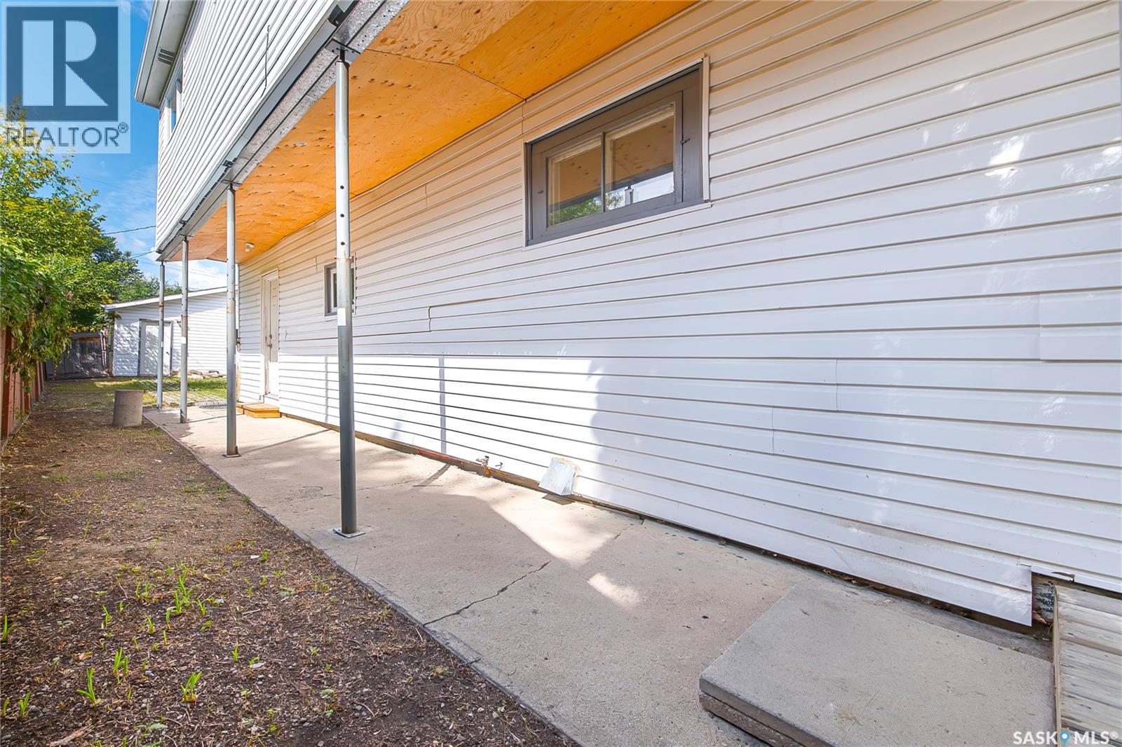 1017 J Avenue N Property Photo 27