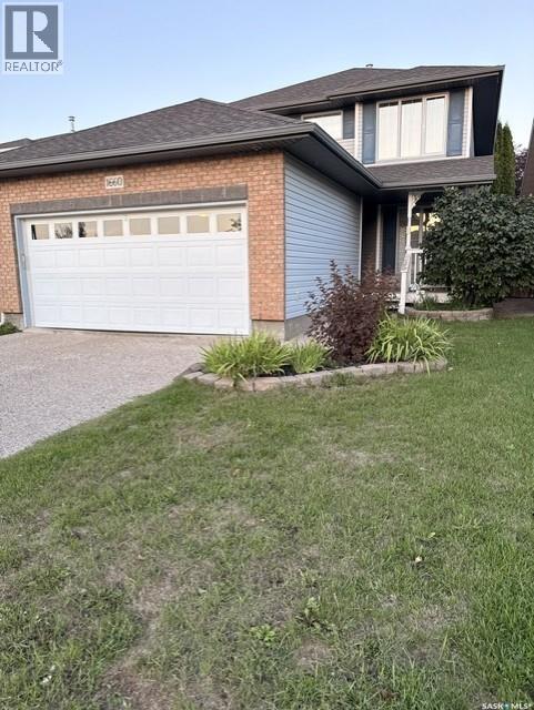 1660 Rousseau Crescent N Property Photo 1