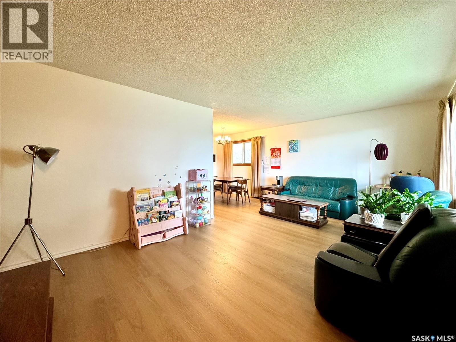 2025 Mcdonald Street Property Photo 3